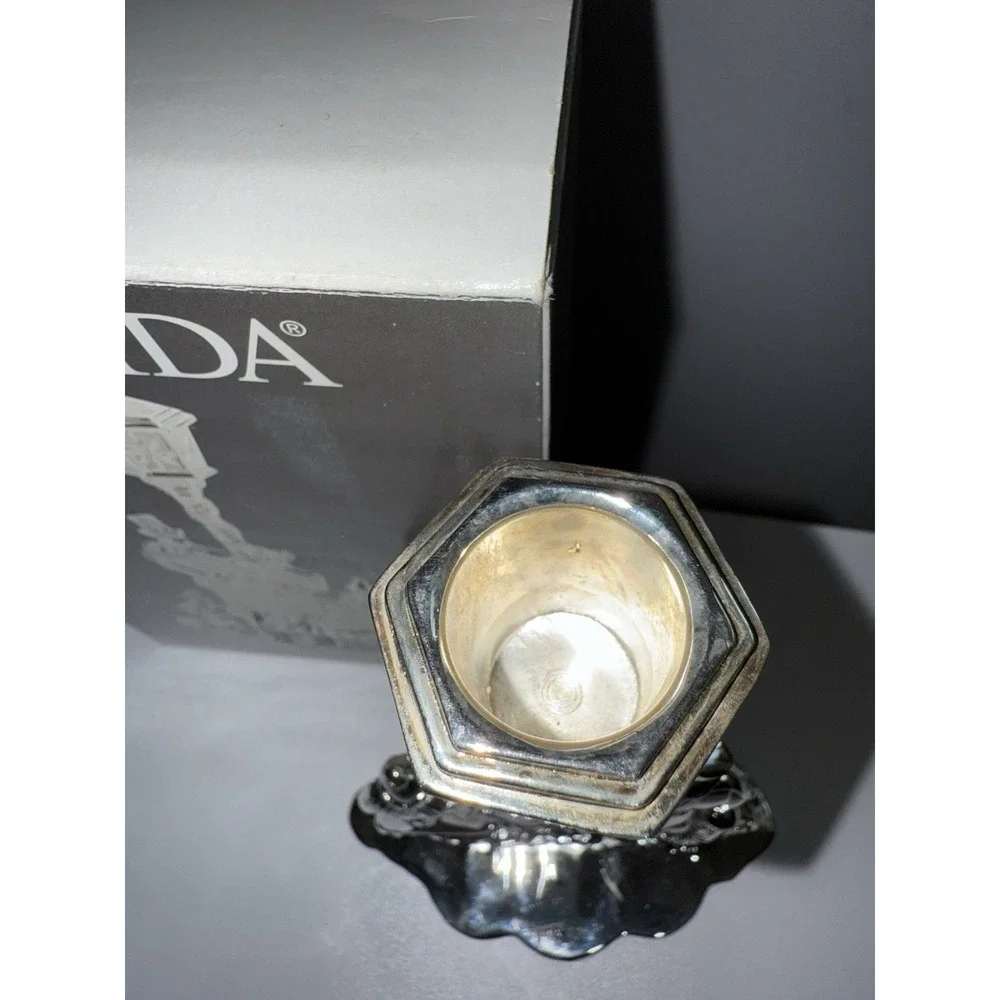 Vtg Christmas Candleholder Carolers‎ Silverplate Mom Dad Kids Dog Oneida Holiday